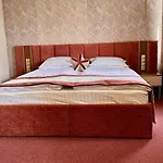 орфей Hotel