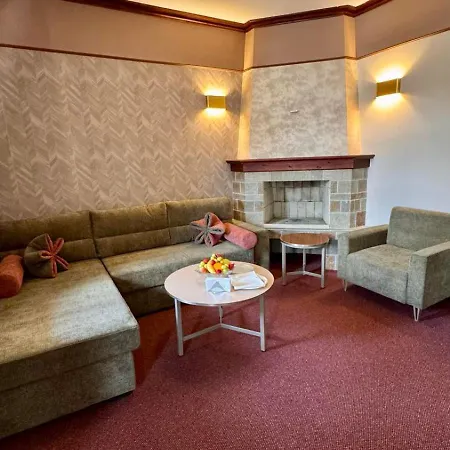 Hotel орфей 5*
