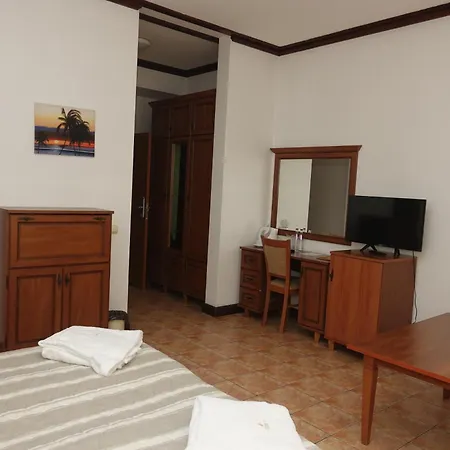 Hotel орфей 5*